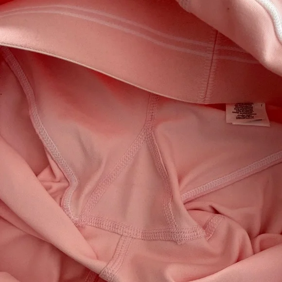 ALO Yoga Light Pink Sports Bra and Leggings Set - Picture 7 of 9